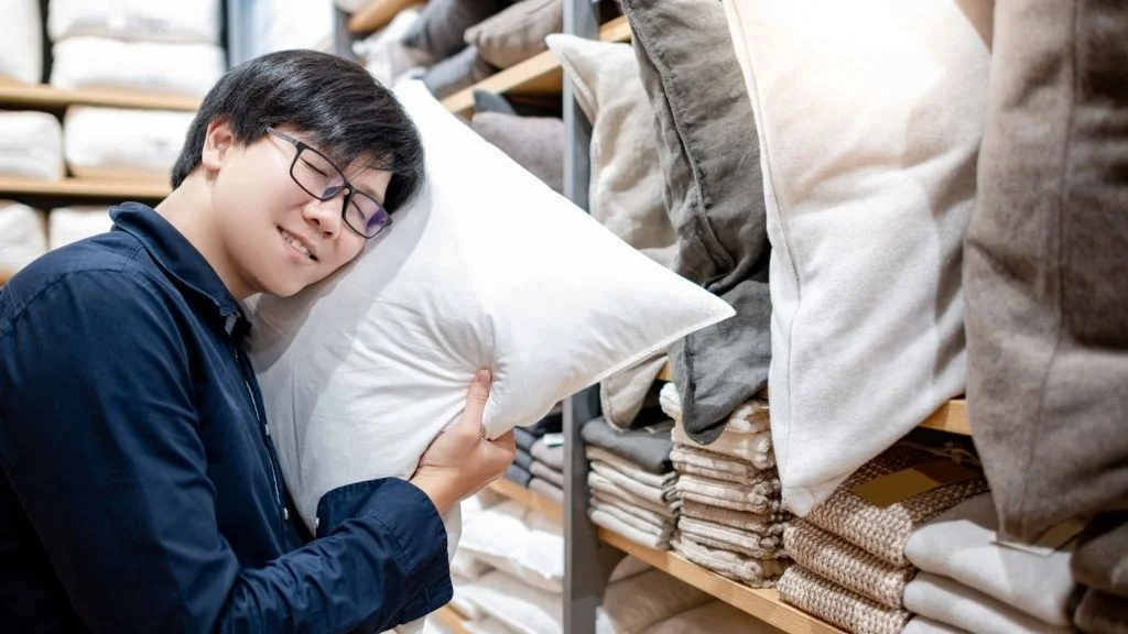 Chọn chiếc gối giúp ngủ ngon
