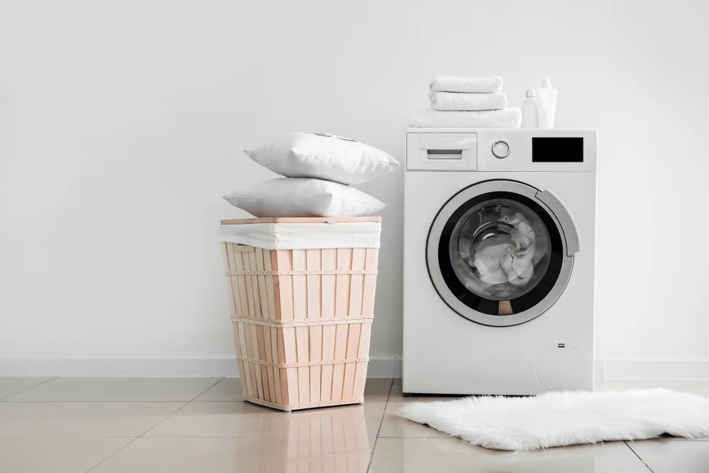 Giặt gối bằng máy giặt dễ dàng