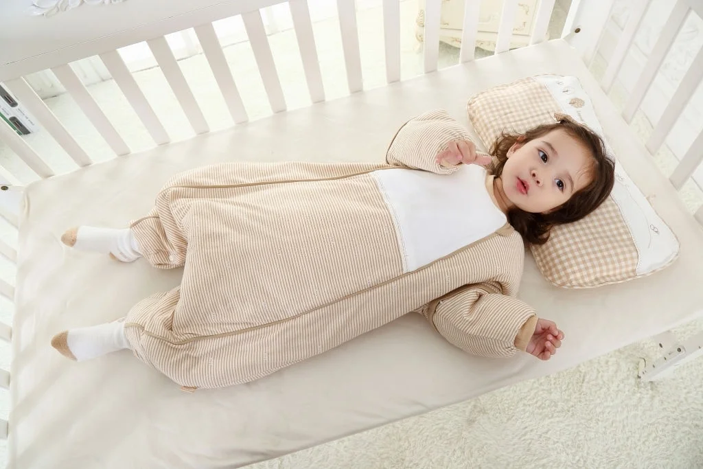 Bé 4 tuổi có thể năm gối cao 9cm - 10cm